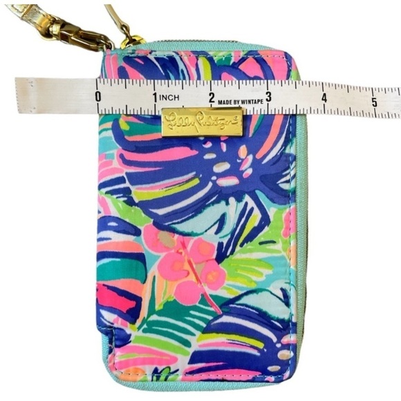 Lilly Pulitzer wristlet gently used, card/wallet/ID card - Picture 3 of 5